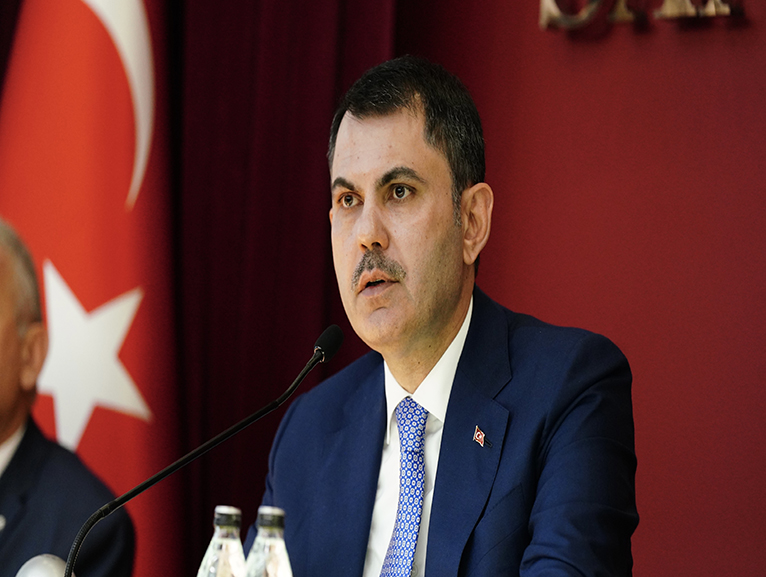 BAKAN KURUM AIKLADI: STANBULDA KRALIK SOSYAL KONUT YAPILACAK